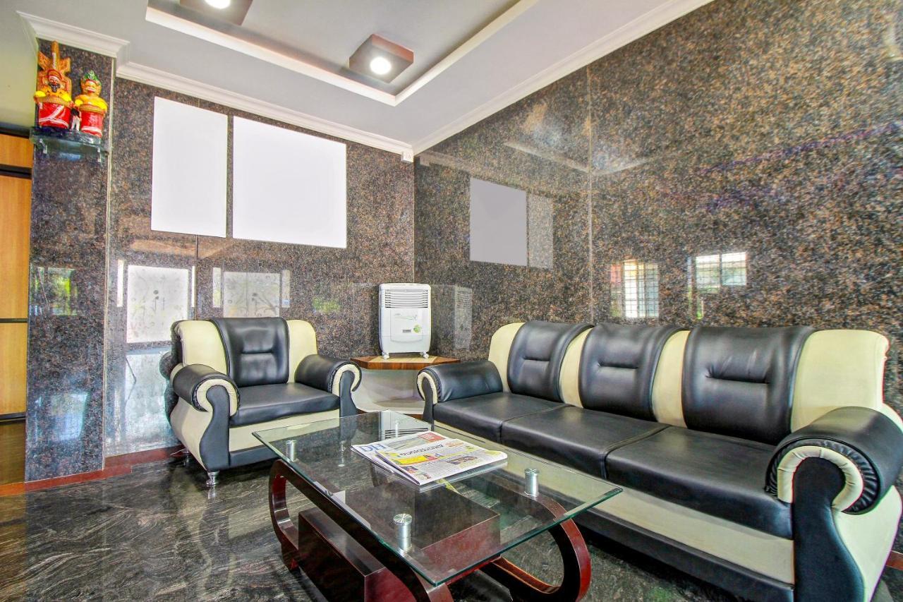 Capital O 17320 Vijaya Residency Манипала Экстерьер фото